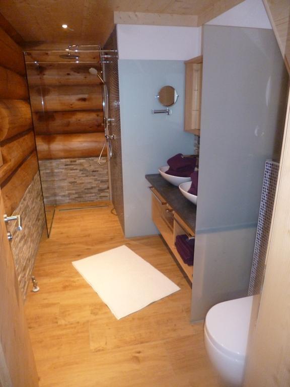 Vila Adlernest Lechtal Bach  Pokoj fotografie