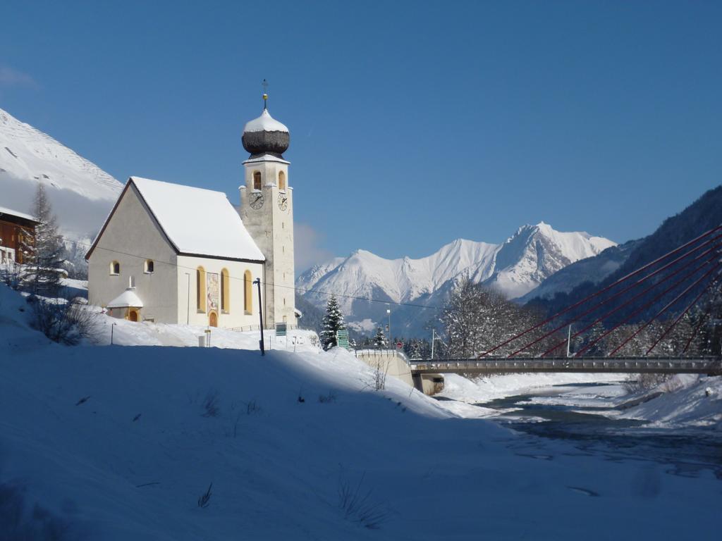 Vila Adlernest Lechtal Bach  Pokoj fotografie